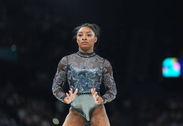 July 28 2024: Simone Biles (United States of America) competes during the balance beam at Bercy Arena, Paris, France. CSM. Paris France - ZUMAc04_ 20240728_zma_c04_081 Copyright: xUlrikxPedersenx