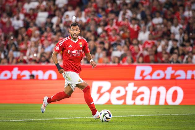 SL Benefica Vs Feyenoord in Lisbon, Portugal - 28 Jul 2024 Vangelis Pavlidis of SL Benfica in action during the Pre-Season Friendly match between SL Benfica and Feyenoord at Estadio da Luz. (Final score: SL Benfica 5 - 0 Feyenoord) Lisbon Portugal Copyright: xHenriquexCasinhasx xSOPAxImagesx HCASINHAS_28072024_SLBENFICA_VS_FEYENOORD_033