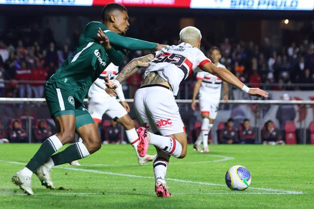 São Paulo x Goias SÃO PAULO, SP - 30.07.2024: SÃO PAULO X GOIAS - Rafinha during the match between São Paulo and Goiás valid for the Round of 16 of the Copa do Brasil 2024 held at MorumBis on Tuesday night (30) in São Paulo. (Photo: Yuri Murakami Fotoarena) x2583473x YurixMurakami