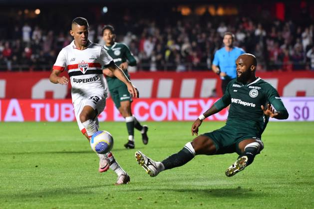 São Paulo x Goias SÃO PAULO, SP - 30.07.2024: SÃO PAULO X GOIAS - Erick, a São Paulo player, during the match between São Paulo x Goiás, the first leg of the round of 16 of the Copa do Brasil, this Tuesday, (30) at Morumbis. (Photo: Roberto Casimiro Fotoarena) x2583498x RobertoxCasimiro