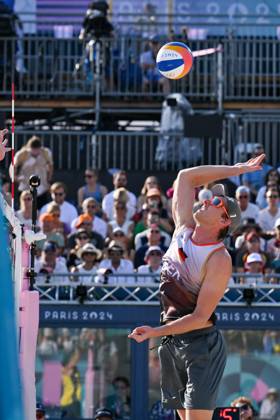 Olympic Games Beach Volleyball Paris 01 08 2024 Preliminary round, Men, GER AUS, Nils Ehlers 1, GER , Copyright: xBEAUTIFULxSPORTS TomxBlochx