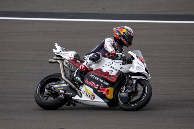 31 ACOSTA Pedro (spa), Tech3 GasGas Factory Racing, GasGas RC16, action during the 2024 Moto GP Monster Energy British Grand Prix, German GP, at Silverstone, from August 2 to 4th, in Great Britain - MOTO - MOTO GP - BRITISH GRAND PRIX 2024 DPPI Panoramic _TIN3266