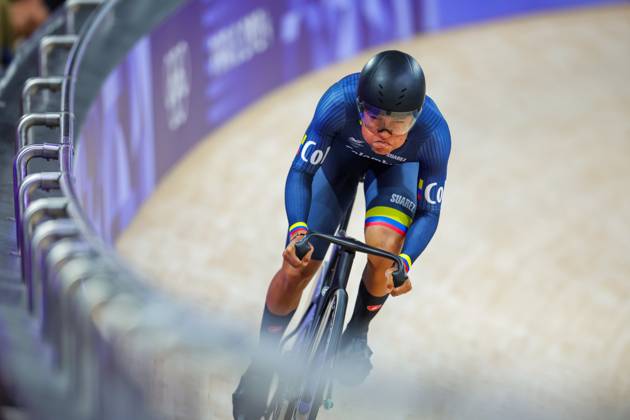 Paris 2024 Olympic Games, Olympische Spiele, Olympia, OS Picture by Ed Sykes SWpix.com - 09 08 2024 - Paris 2024 Olympic Games - Track cycling, Rad, Radsport, Bahnrad, Bahn - National Velodrome, Saint-Quentin-en-Yvelines, France - Women s Sprint Qualifying - Stefany Cuadrado Florez (Colombia) Copyright: x xSWpix.comx(t axPhotographyxHubxLtd)xEdxSykes SWpix.comx SWP-2602-5830