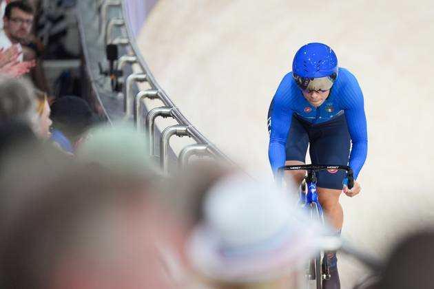 Paris 2024 Olympic Games, Olympische Spiele, Olympia, OS Picture by Zac Williams SWpix.com - 09 08 2024 - Paris 2024 Olympic Games - Track cycling, Rad, Radsport, Bahnrad, Bahn - National Velodrome, Saint-Quentin-en-Yvelines, France - Women™s Sprint Qualifying - Miriam Vece (Italy) Paris Cycling France Copyright: x xSWpix.comx(t axPhotographyxHubxLtd)xZacxWilliams SWpix.comx SWP-2602-5857