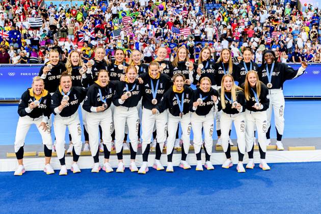 Paris 2024, Fußball, Frauen, Siegerehrung Bronze Deutschland