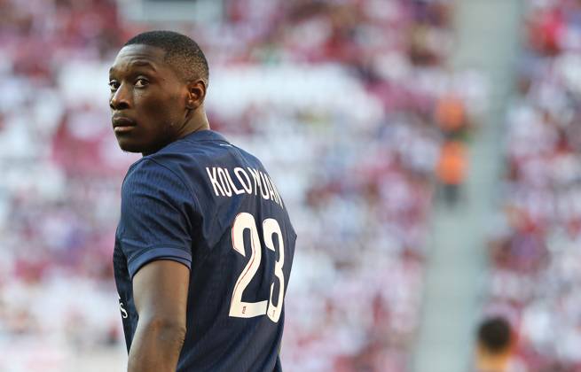 GER, 1 Bundesliga, RB Leipzig Paris Saint Germain PSG 10 08 2024, Leipzig, Red Bull Arena, GER, Saison 2024 2025, 1 Bundesliga, RasenBallsport Leipzig vs Paris Saint Germain, Saisoneroeffnung, Testspiel im Bild Randal Kolo Muani Paris DFL regulations prohibit any use of photographs as image sequences and or quasi video