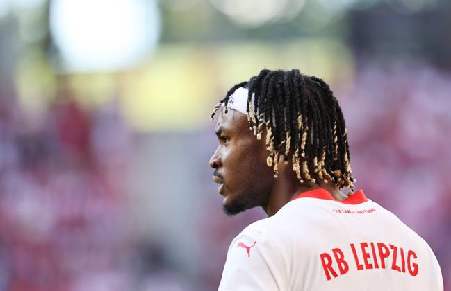 GER, 1 Bundesliga, RB Leipzig Paris Saint Germain PSG 10 08 2024, Leipzig, Red Bull Arena, GER, Saison 2024 2025, 1 Bundesliga, RasenBallsport Leipzig vs Paris Saint Germain, Saisoneroeffnung, Testspiel im Bild Mohamed Simakan Leipzig DFL regulations prohibit any use of photographs as image sequences and or quasi video