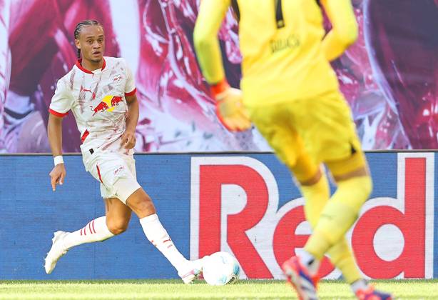 GER, 1 Bundesliga, RB Leipzig Paris Saint Germain PSG 10 08 2024, Leipzig, Red Bull Arena, GER, Saison 2024 2025, 1 Bundesliga, RasenBallsport Leipzig vs Paris Saint Germain, Saisoneroeffnung, Testspiel im Bild Xavi Simons Leipzig DFL regulations prohibit any use of photographs as image sequences and or quasi video