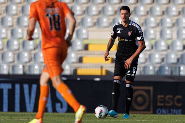 Jose Fonte during Liga Portugal game between teams of Casa Pia AC and Boavista FC at Estadio Municipal Rio Maior (Maciej Rogowski) Rio Maior Estadio Municipal Rio Maior Portugal Copyright: xMaciejxRogowskix cpacboavistafull-089