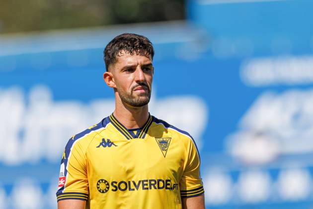 GD Estoril Praia Vs CD Santa Clara in Estoril, Portugal - 11 Aug 2024 Alejandro Marques (GD Estoril Praia) seen during the Liga Portugal game between teams of GD Estoril Praia and CD Santa Clara at Estadio Antonio Coimbra da Mota. GD Estoril Praia vs CD Santa Clara. GD Estoril Praia defeated by CD Santa Clara 1-1 Estoril Portugal Copyright: xMaciejxRogowskix xSOPAxImagesx MROGOWSKI_estorilsantaclara202425-35