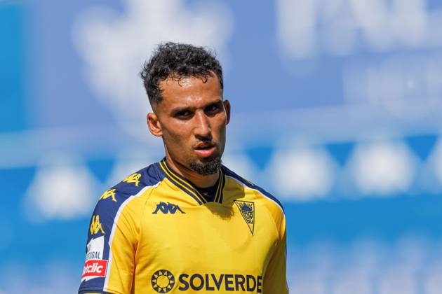 GD Estoril Praia Vs CD Santa Clara in Estoril, Portugal - 11 Aug 2024 Rafik Guitane (GD Estoril Praia) seen during the Liga Portugal game between teams of GD Estoril Praia and CD Santa Clara at Estadio Antonio Coimbra da Mota. GD Estoril Praia vs CD Santa Clara. GD Estoril Praia defeated by CD Santa Clara 1-1 Estoril Portugal Copyright: xMaciejxRogowskix xSOPAxImagesx MROGOWSKI_estorilsantaclara202425-36