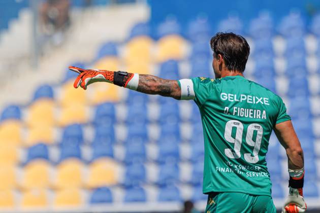 GD Estoril Praia Vs CD Santa Clara in Estoril, Portugal - 11 Aug 2024 Daniel Figueira (GD Estoril Praia) seen during the Liga Portugal game between teams of GD Estoril Praia and CD Santa Clara at Estadio Antonio Coimbra da Mota. GD Estoril Praia vs CD Santa Clara. GD Estoril Praia defeated by CD Santa Clara 1-1 Estoril Portugal Copyright: xMaciejxRogowskix xSOPAxImagesx MROGOWSKI_estorilsantaclara202425-12