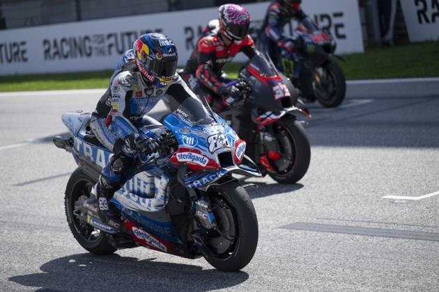 88 OLIVEIRA Miguel (prt), Trackhouse Racing, Aprilia RS-GP 2024, action during the 2024 MotoGP Motorrad Grand Prix von Osterreich, 2024 MotoGP Austrian Grand Prix, on the Red Bull Ring, from August 16 to 18, 2024 in Austria, Spielberg - MOTO - MOTO GP - AUSTRIAN GRAND PRIX 2024 DPPI Panoramic _GG94219