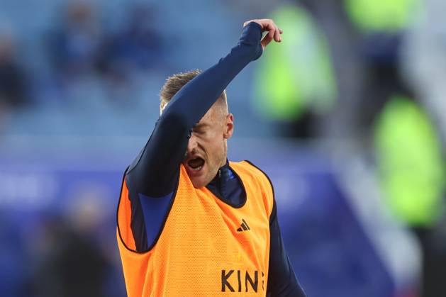 Premier League Leicester City v Tottenham Hotspur Jamie Vardy of Leicester City warms up ahead of the Premier League match Leicester City vs Tottenham Hotspur at King Power Stadium, Leicester, United Kingdom, 19th August 2024 (Photo by Mark Cosgrove News Images) Leicester King Power Stadium Leicestershire United Kingdom Copyright: xMarkxCosgrove NewsxImagesx