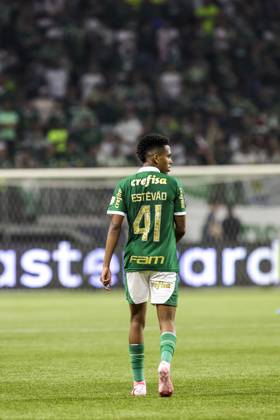 Match between Palmeiras and Botafogo for the Conmebol Libertadores 2024 Sao Paulo (SP), 08 21 2024 - LIBERTADORES PALMEIRAS X BOTAFOGO - Player Estevao, during the match between Palmeiras and Botafogo, valid for the second leg of the round of 16 of the Conmebol Libertadores Cup, on the night of this Wednesday, August 21, 2024, at Allianz Parque, in Sao Paulo-SP. (Foto: Pedro Paulo Diaz Thenews2 imago images) SPO Copyright: xPedroxPauloxDiazx