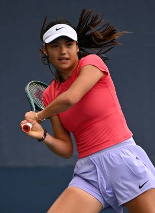 Practice court at the USTA Billie Jean King National Tennis Center Featuring: Emma Raducanu Where: Flushing Meadows, New York, United States When: 22 Aug 2024 Credit: Robert Bell INSTARimages EDITORIAL USE ONLY. NOT FOR USE BY NEWSPAPERS BASED IN THE UK. Copyright: xLarryxMaranox instar54045799