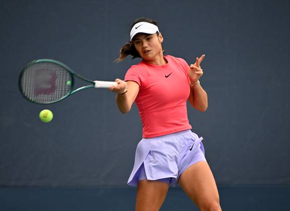 FLUSHING NY- AUGUST 22: Emma Raducanu is seen on the practice court at the USTA Billie Jean King National Tennis Center on August 22, 2024 in Flushing Queens. Copyright: xmpi04x Mediapunchx
