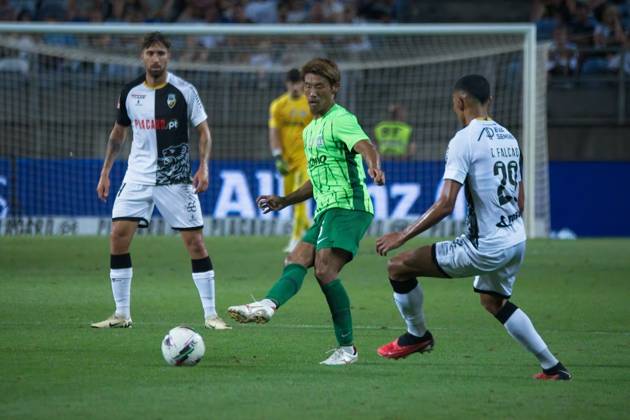August 23, 2024, Algarve Stadium, Loule, Portugal, Sporting Clube Farense v Sporting Clube de Portugal, Liga Portugal Betclic, Week 3 August 23, 2024, Loule, Portugal: Hidemasa Morita 5 of Sporting Clube de Portugal in action during the Liga Portugal Betclic week 3 football match between Sporting Clube Farense and Sporting Clube de Portugal at Algarve Stadium. Copyright: xNUNOxPIRESxVELOSOx