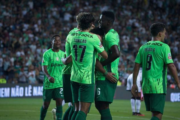 August 23, 2024, Algarve Stadium, Loule, Portugal, Sporting Clube Farense v Sporting Clube de Portugal, Liga Portugal Betclic, Week 3 August 23, 2024, Loule, Portugal: Marcus Edwards 10, Ousmane Diomande 26 and Francisco Trincao 17 of Sporting Clube de Portugal in action during the Liga Portugal Betclic week 3 football match between Sporting Clube Farense and Sporting Clube de Portugal Copyright: xNUNOxPIRESxVELOSOx