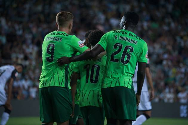 August 23, 2024, Algarve Stadium, Loule, Portugal, Sporting Clube Farense v Sporting Clube de Portugal, Liga Portugal Betclic, Week 3 August 23, 2024, Loule, Portugal: Marcus Edwards 10, Ousmane Diomande 26 and Viktor Gyokeres 9 of Sporting Clube de Portugal in action during the Liga Portugal Betclic week 3 football match between Sporting Clube Farense and Sporting Clube de Portugal at Algarve Stadium. Copyright: xNUNOxPIRESxVELOSOx