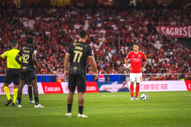SL Benfica Vs CF Estrela da Amadora in Lisbon, Portugal - 24 Aug 2024 Angel Di Maria of SL Benfica in action during the Liga Portugal Betclic match between SL Benfica and CF Estrela da Amadora at Estadio da Luz. Final score: SL Benfica 1 - 0 CF Estrela da Amadora Lisbon Portugal Copyright: xHenriquexCasinhasx xSOPAxImagesx HCASINHAS_24082024_SLBENFICA_VS_FCESTRELAAMADORA_037