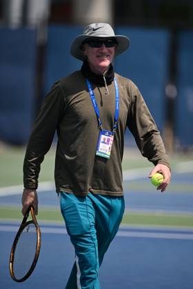 Practice court at the USTA Billie Jean King National Tennis Center during the US Open Featuring: Brad Gilbert Where: Queens, New York, United States When: 25 Aug 2024 Credit: Robert Bell INSTARimages EDITORIAL USE ONLY. NOT FOR USE BY NEWSPAPERS BASED IN THE UK. Copyright: xLarryxMaranox instar54057175