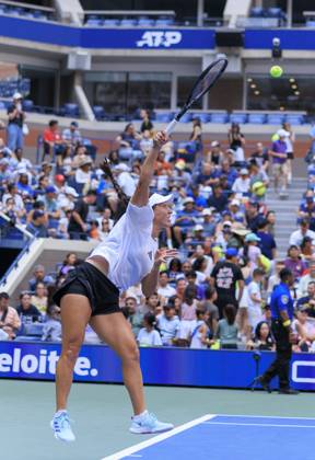 August 25, 2024, Flushing Meadows, New York, USA: Jessica Pegula practices during Fan Week at the USTA Billie Jean King National Tennis Center on Sunday August 25, 2024 in the Flushing neighborhood of the Queens borough of New York City. JAVIER ROJAS PI Flushing Meadows USA - ZUMAp124 20240825_zaa_p124_011 Copyright: xJavierxRojasx