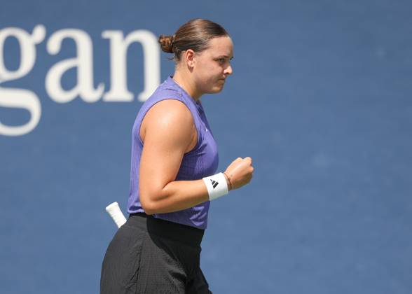 Jule Niemeier GER makes a fist and cheers, cheers, joy, emotion Copyright: xJuergenxHasenkopfx