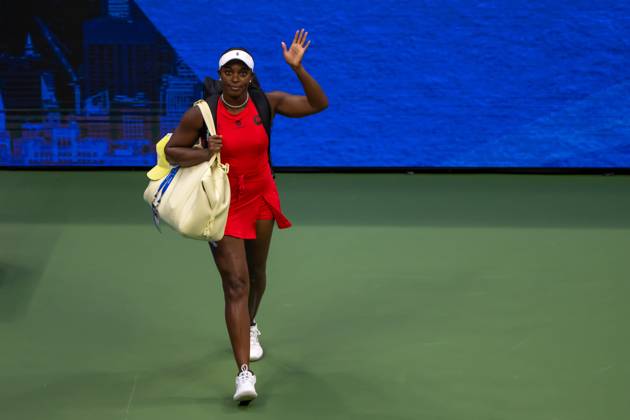 Sloane Stephens (USA) vs. Clara Burel (FRA) during 2024 U.S. Open Tennis Championships at the USTA Billie Jean King National Tennis Center Featuring: Sloane Stephens Where: Queens, New York, United States When: 26 Aug 2024 Credit: David Lobel INSTARimages EDITORIAL USE ONLY. NOT FOR USE BY NEWSPAPERS BASED IN THE UK. Copyright: xDavidxLobelx instar54059499