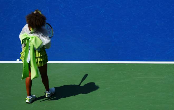 Naomi Osaka warms up wearing a giant bow US Open Championships 2024, Day Two, Flushing Meadows, New York, USA - 27 Aug 2024  Copyright: xJavierxGarcia Shutterstockx 14664795ah