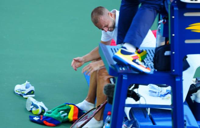 An exhausted Dan Evans after his record breaking first round win over Karen Khachanov, the longest match in US Open history US Open Championships 2024, Day Two, Flushing Meadows, New York, USA - 27 Aug 2024  Copyright: xJavierxGarcia Shutterstockx 14664795bq