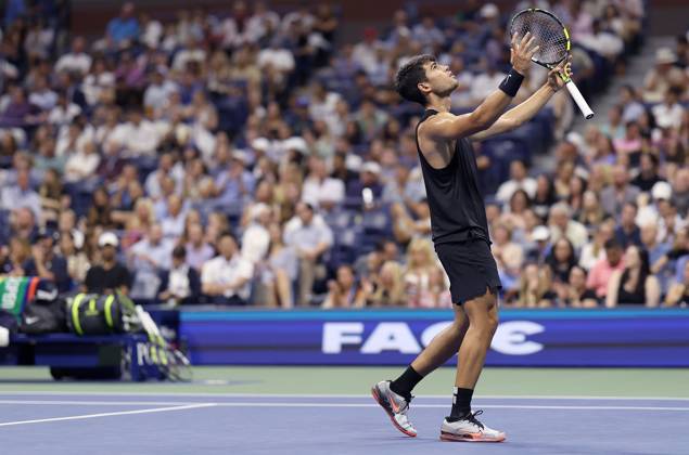 Carlos Alcaraz of Spain reacts US Open Championships 2024, Day Two, Flushing Meadows, New York, USA - 27 Aug 2024  Copyright: xEllaxLing Shutterstockx 14664798bz