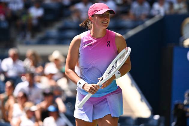 US Open - First Round Iga Swiatek (POL) during her first round match at the 2024 US Open at Billie Jean National Tennis Center in New York City, NY, USA, on August 27, 2024. Photo by Corinne Dubreuil ABACAPRESS.COM New York City NY United States  Copyright: xDubreuilxCorinne ABACAx