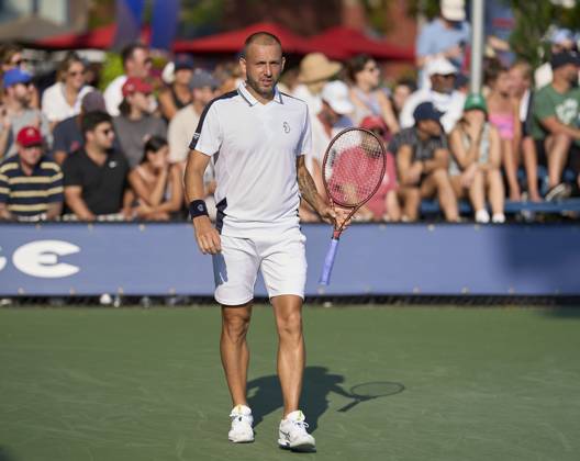 US Open Tennis 2024 Dan Evans looks cross court during the longest match in US Open historynagainst Karen Khachanov in the first round on court 6 at the 2024 US Open Tennis Championships at the National Tennis centre, New York, New York, 27 Aug 2024., Credit:Peter van den Berg Avalon USA, New York, New York, National Tennis Centre  Copyright: xPeterxvanxdenxBergx xAvalonx 0901956213