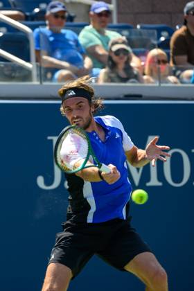2024 US Open Tennis Championships at the USTA Billie Jean King National Tennis Centre Featuring: Stefanos Tsitsipas Where: Queens, New York, United States When: 27 Aug 2024 Credit: David Lobel INSTARimages EDITORIAL USE ONLY. NOT FOR USE BY NEWSPAPERS BASED IN THE UK. Copyright: xDavidxLobelx instar54062249