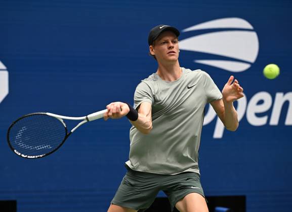 FLUSHING NY- AUGUST 29: Jannik Sinner Vs Alex Michelsen on Arthur Ashe Stadium at the USTA Billie Jean King National Tennis Center on August 29, 2024 in Flushing Queens. Copyright: xmpi04x xMediaPunchx