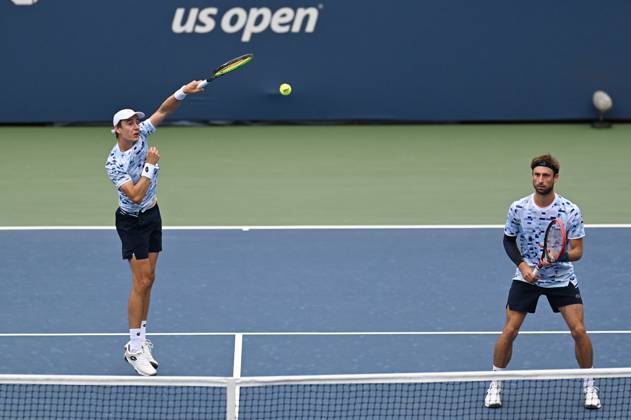 Sander Gille and Joran Vliegen (white hat) of Belgium play against Miomir Kecmanovic of Serbia and Roman Safiullin of Russia in the Men s Doubles: Round 1 at the 2024 U.S. Open tennis tournament at USTA Billie Jean King National Tennis Center, New York, NY, August 29, 2024. (Photo by Anthony Behar Sipa USA) ANTHONYxBEHAR  x0757900551stx