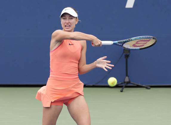 August 31, 2024: Anastasia Potapova loses to Karolina Muchova (CZE) 6-4, 6-2 at the US Open being played at Billie Jean King National Tennis Center in Flushing, Queens, NY, {USA} Ã‚ Cal Media Flushing, Queens USA - ZUMAc04_ 20240831_zma_c04_109 Copyright: xGracexSchultzx