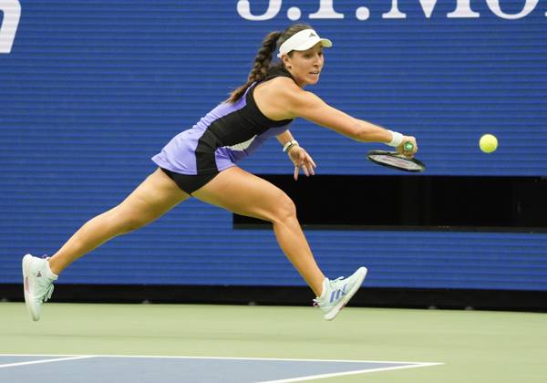 August 31,2024: Jessica Pegula (USA) defeated Jessica Maneiro (ESP) 6-3, 6-3, at the US Open being played at Billie Jean King National Tennis Center in Flushing, Queens, NY. Ã‚ CSM Flushing, Queens USA - ZUMAc04_ 20240831_zma_c04_137 Copyright: xGracexSchultzx