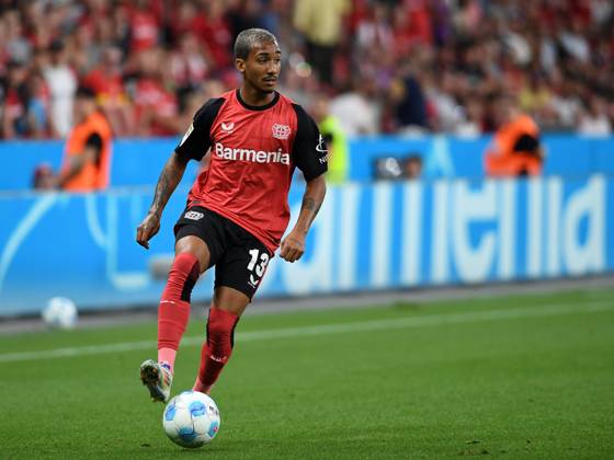 Arthur Bayer 04 Leverkusen in action, on the ball, single action during the Bundesliga 1 match between Bayer 04 Leverkusen and RB Leipzig, BayArena on August 31, 2024 in Leverkusen, Germany Photo by Ralf Treese DeFodi Images Arthur Bayer 04 Leverkusen controls the ball during the Bundesliga match between Bayer 04 Leverkusen and RB Leipzig at BayArena on August 31, 2024 in Leverkusen, Germany Photo by Ralf Treese DeFodi Images DFL regulations prohibit any use of photographs as image sequences and or quasi video Defodi 521 LEVRBL20240831 067 Defodi-521 DFL regulations prohibit any use of photographs as image sequences and or quasi-video.