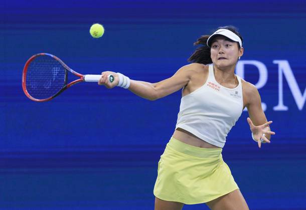September 1, 2024, Flushing Meadows, New York, USA: Yafan Wang hits a forehand during Day 7 of her match against Paula Badosa in the 2024 US Open held at the USTA Billie Jean King National Tennis Center on Sunday September 1, 2024 in the Flushing neighborhood of the Queens borough of New York City. JAVIER ROJAS PI Flushing Meadows USA - ZUMAp124 20240901_zaa_p124_020 Copyright: xJavierxRojasx