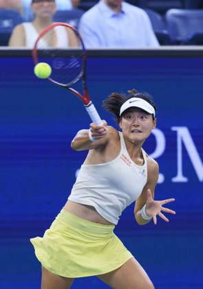 September 1, 2024, Flushing Meadows, New York, USA: Yafan Wang hits a forehand during Day 7 of her match against Paula Badosa in the 2024 US Open held at the USTA Billie Jean King National Tennis Center on Sunday September 1, 2024 in the Flushing neighborhood of the Queens borough of New York City. JAVIER ROJAS PI Flushing Meadows USA - ZUMAp124 20240901_zaa_p124_021 Copyright: xJavierxRojasx