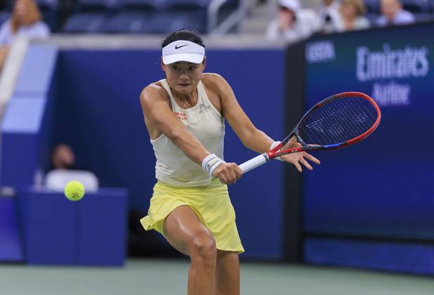 September 1, 2024, Flushing Meadows, New York, USA: Yafan Wang during hits a backhand Day 7 of her match against Paula Badosa in the 2024 US Open held at the USTA Billie Jean King National Tennis Center on Sunday September 1, 2024 in the Flushing neighborhood of the Queens borough of New York City. JAVIER ROJAS PI Flushing Meadows USA - ZUMAp124 20240901_zaa_p124_031 Copyright: xJavierxRojasx