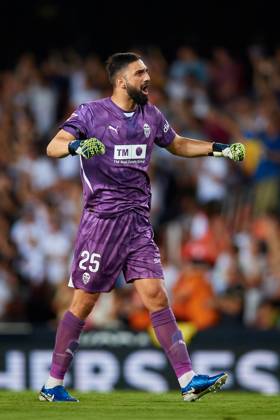 Valencia CF v Villarreal CF - La Liga EA Sports Giorgi Mamardashvili of Valencia CF reacts during the LaLiga EA Sports match between Valencia CF and Villarreal CF at Mestalla stadium in Valencia, Spain, on August 31, 2024. Valencia Spain  Copyright: xDavidxAliagax originalFilename:aliaga-valencia240831_np46L