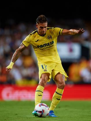 Valencia CF v Villarreal CF - La Liga EA Sports Kiko Femenia of Villarreal CF is in action during the LaLiga EA Sports match between Valencia CF and Villarreal CF at Mestalla stadium in Valencia, Spain, on August 31, 2024. Valencia Spain  Copyright: xDavidxAliagax originalFilename:aliaga-valencia240831_npjG9
