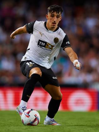 Valencia CF v Villarreal CF - La Liga EA Sports Diego Lopez of Valencia CF is in action during the LaLiga EA Sports match between Valencia CF and Villarreal CF at Mestalla stadium in Valencia, Spain, on August 31, 2024. Valencia Spain  Copyright: xDavidxAliagax originalFilename:aliaga-valencia240831_nplfC
