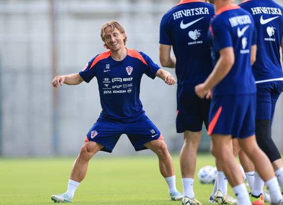 Fußball, Nationalteam Kroatien Training Croatia National Football Team: Training session Luka Modric of Croatia during training session of Croatia national football team at Hitrec Kacian Stadium in Zagreb, Croatia, on September 2, 2024.  SlavkoxMidzor PIXSELL