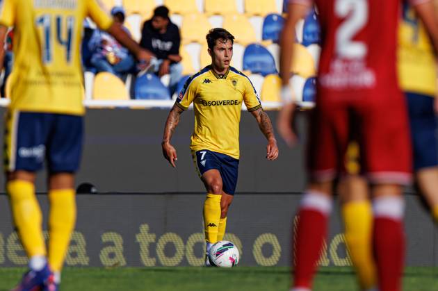 Vinicius Zanocelo seen in action during Liga Portugal game between teams of GD Estoril Praia and Gil Vicente FC at Estadio Antonio Coimbra da Mota Estoril Estadio Antonio Coimbra da Mota Portugal Copyright: xMaciejxRogowskix estorilgilvicentefull2425-067