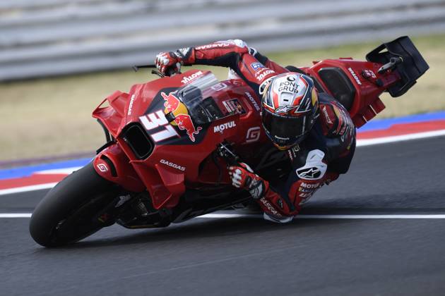 31 ACOSTA Pedro (spa), Tech3 GasGas Factory Racing, GasGas RC16, action during the 2024 MotoGP Gran Premio Red Bull di San Marino e della Riviera di Rimini, 2024 MotoGP Misano Grand Prix, on Misano World Circuit Marco Simoncelli, from September 6 to September 8, 2024 in San Marin - MOTO - MOTO GP - MISANO GRAND PRIX 2024 DPPI Panoramic _FE52357