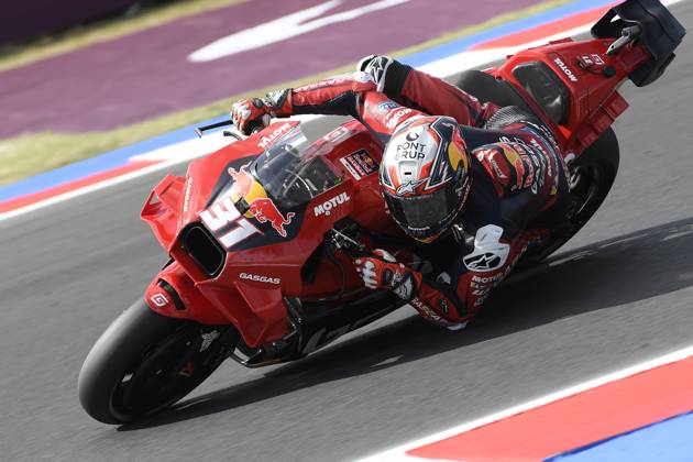 31 ACOSTA Pedro (spa), Tech3 GasGas Factory Racing, GasGas RC16, action during the 2024 MotoGP Gran Premio Red Bull di San Marino e della Riviera di Rimini, 2024 MotoGP Misano Grand Prix, on Misano World Circuit Marco Simoncelli, from September 6 to September 8, 2024 in San Marin - MOTO - MOTO GP - MISANO GRAND PRIX 2024 DPPI Panoramic _FE52109